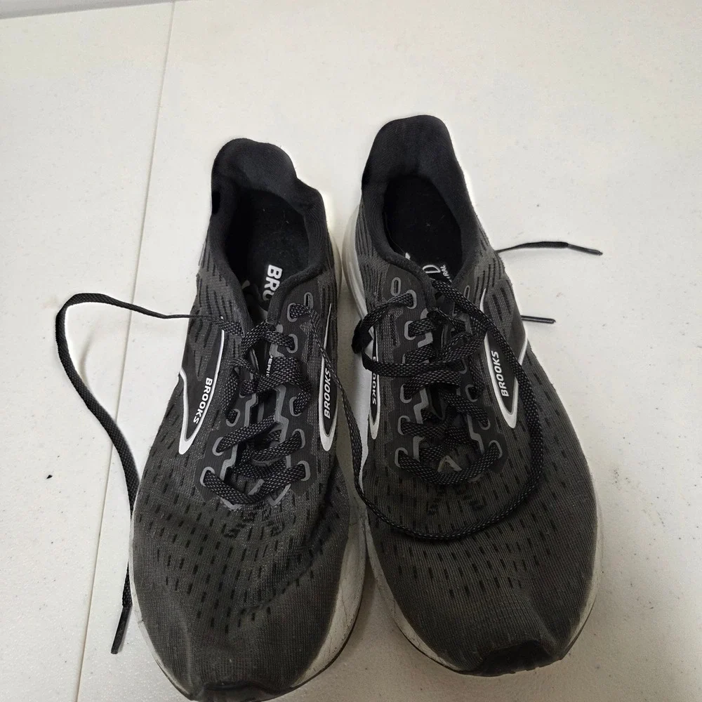 Brooks brand model